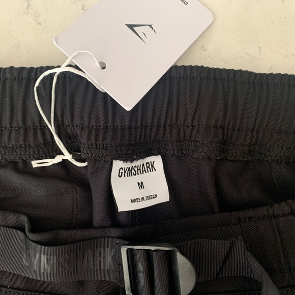 Gymshark Other - Gymshark NWT rest day woven shorts Black - M